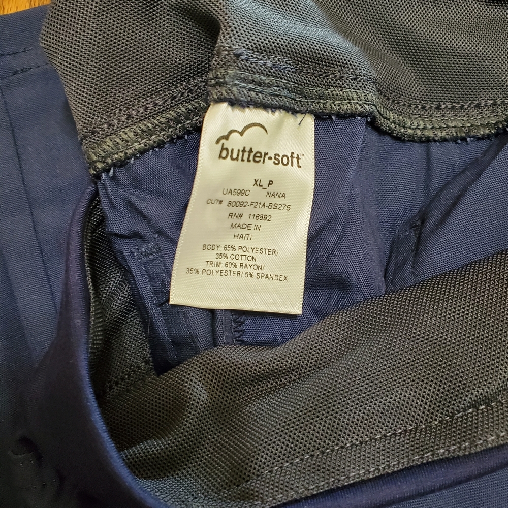 NWT Navy blue XL petite scrub pants from Uniform Advantage
